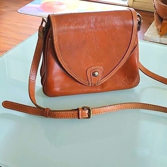 Patricia Nash Shoulder Bag - Picture 1 of 12